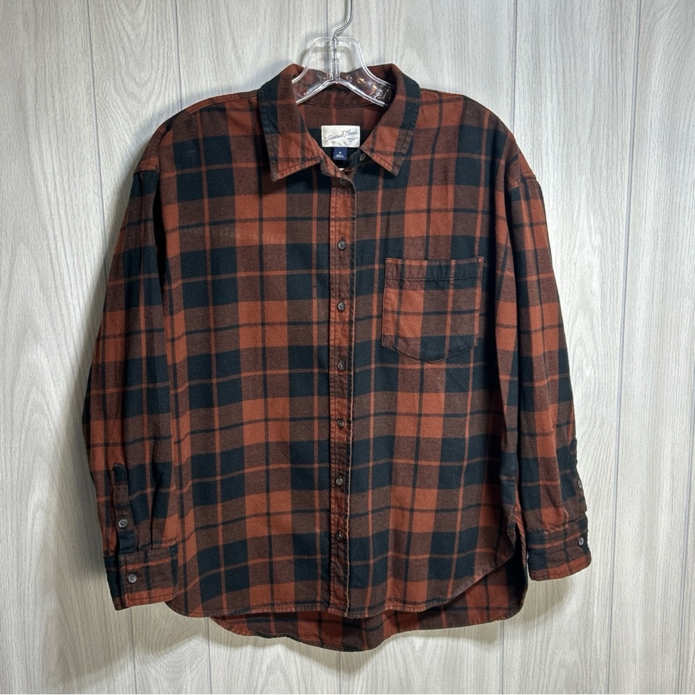 Universal Thread Flannel Plaid Button Up Shirt Oversized Fit Medium Brown Black